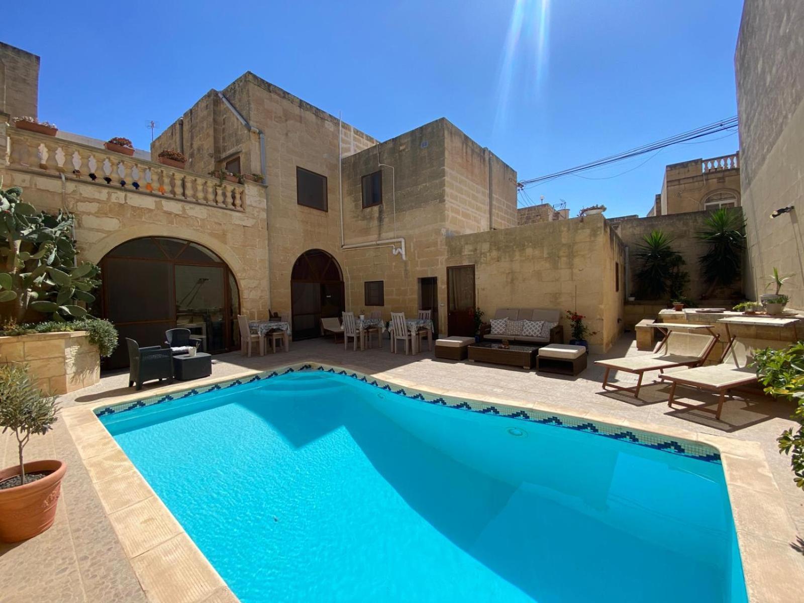 A La Maison B&B Xagħra Eksteriør billede